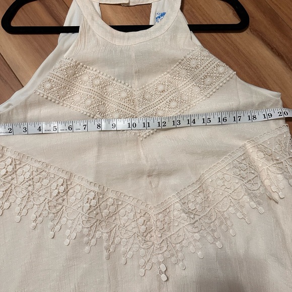 Chic Cream Lace Women's Tank Top - Picture 5 of 7